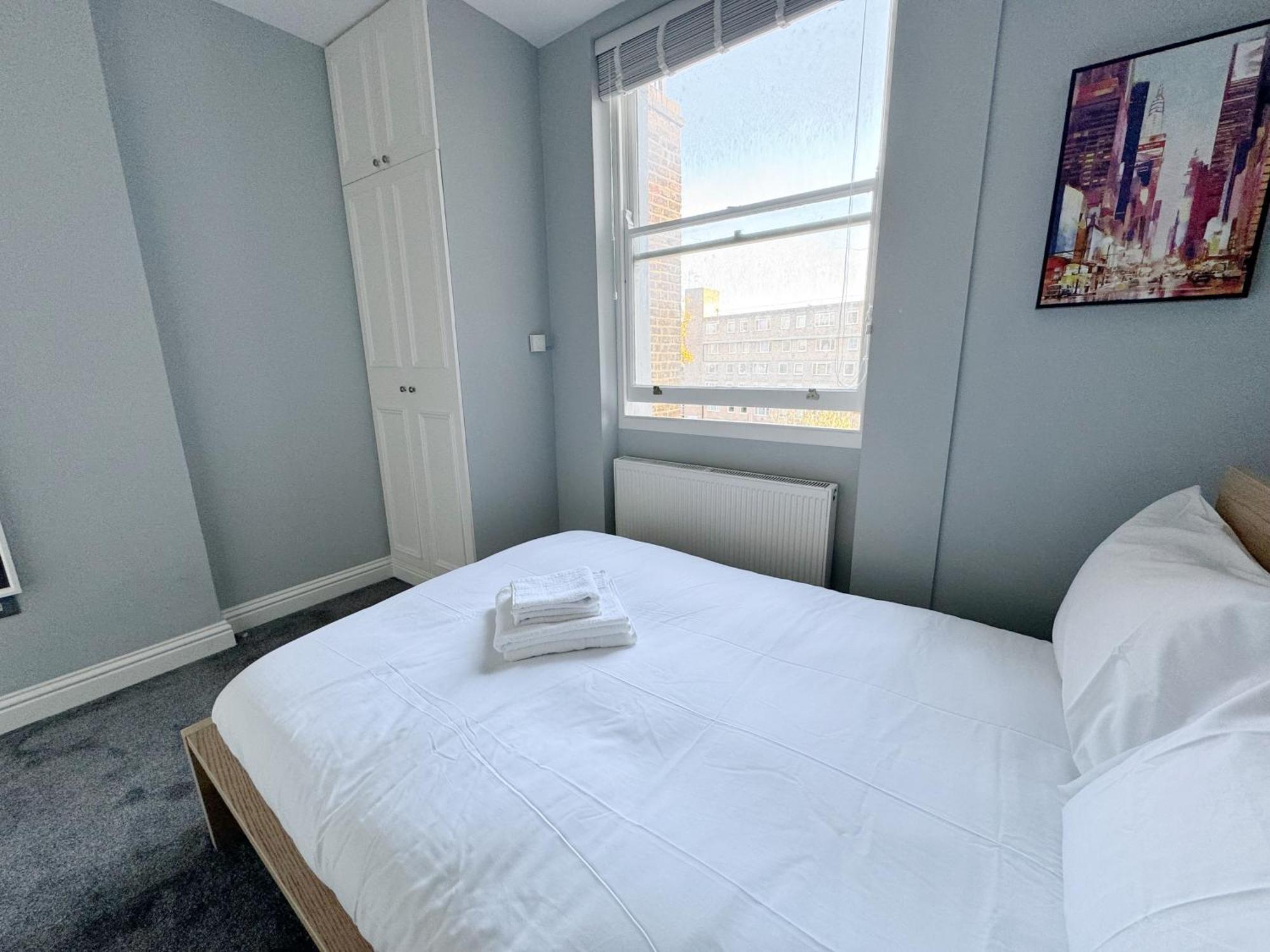 Stylish 2-bed Flat W Kitchen And Cosy Living Space Appartamento